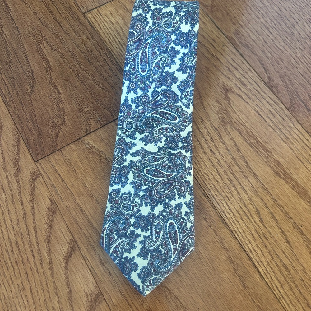 Dior Blue and White Silk Tie with Intricate Pattern